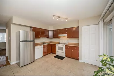 7632 Hazelcrest Drive, Hazelwood, MO 63042 - Photo 13