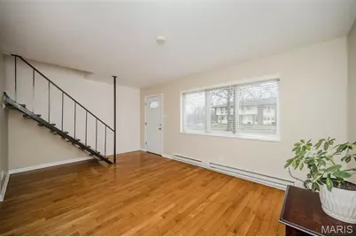 7632 Hazelcrest Drive, Hazelwood, MO 63042 - Photo 9