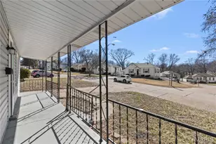 7471 Sharon Dr, Saint Louis, MO 63136 - Photo 3