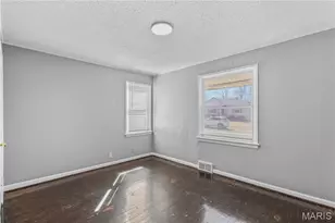 7471 Sharon Dr, Saint Louis, MO 63136 - Photo 15