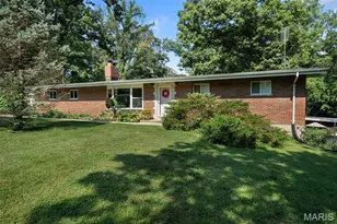 15 Oakwood Ln, Saint Louis, MO 63129 - Photo 57