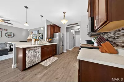 226 Flint Brook Drive, O'Fallon, MO 63366 - Photo 15