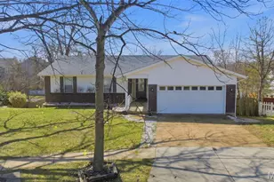 7009 Orchard Meadows Ct, Saint Louis, MO 63129 - Photo 1