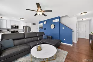 345 Charlestowne Place Dr, Saint Charles, MO 63301 - Photo 9