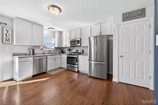 345 Charlestowne Place Dr, Saint Charles, MO 63301 - Photo 13