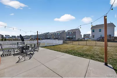 345 Charlestowne Place Drive, Saint Charles, MO 63301 - Photo 29