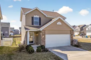 345 Charlestowne Place Dr, Saint Charles, MO 63301 - Photo 3