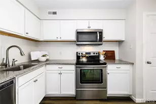 7415 Triwoods Dr, Saint Louis, MO 63119 - Photo 11