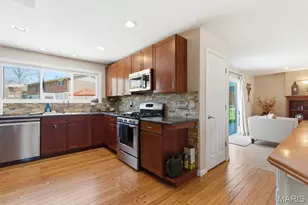 426 Brooktree Dr, Ballwin, MO 63011 - Photo 13