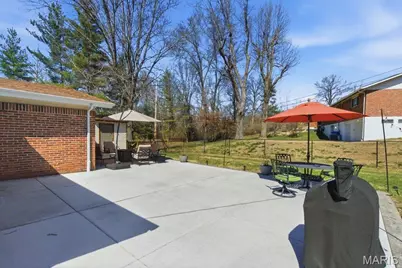 426 Brooktree Drive, Ballwin, MO 63011 - Photo 51