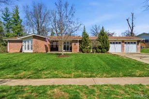 426 Brooktree Dr, Ballwin, MO 63011 - Photo 1