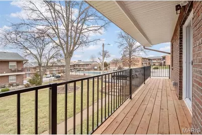 6905 Colonial Woods Drive #2, Saint Louis, MO 63129 - Photo 3