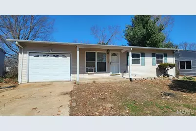 12371 Pinta Drive, Saint Louis, MO 63138 - Photo 1