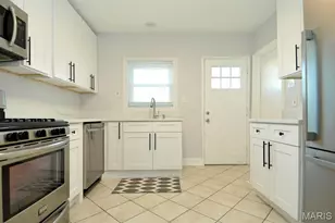 4404 S 39th St, Saint Louis, MO 63116 - Photo 11