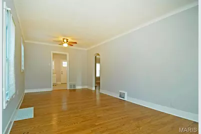 4404 S 39th Street, Saint Louis, MO 63116 - Photo 5