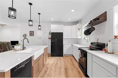 140 Turkey Creek Crossing Drive, Hawk Point, MO 63349 - Photo 9