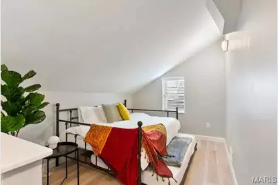 1007 Allen Avenue, Saint Louis, MO 63104 - Photo 9