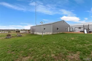 7633 Hwy F, Perryville, MO 63775 - Photo 9