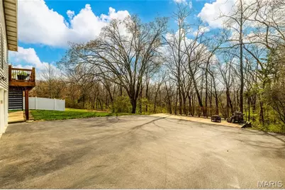 5018 Ringer Road, Saint Louis, MO 63129 - Photo 31