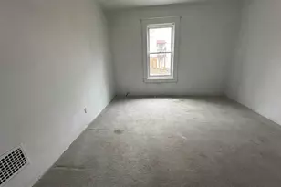 7716 Circle Dr, Saint Louis, MO 63121 - Photo 9