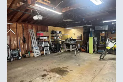 647 Dawson Drive, Paris, MO 65275 - Photo 27