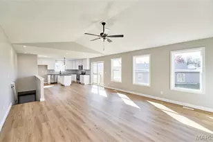 135 Peruque Creek Manor, Wright City, MO 63390 - Photo 5