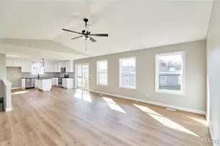 123 Peruque Creek Manor, Wright City, MO 63390 - Photo 5