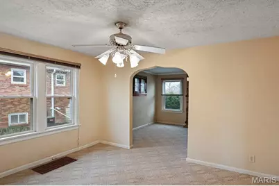 817 Karlsruhe Place, Lemay, MO 63125 - Photo 7