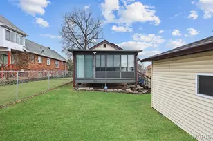 817 Karlsruhe Pl, Unincorporated, MO 63125 - Photo 25