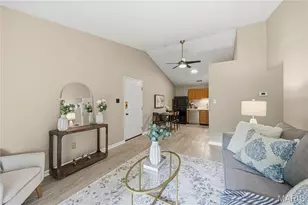 7611 Triwoods Dr, Shrewsbury, MO 63119 - Photo 7