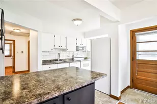 9714 Willow Creek Ln, Saint Louis, MO 63119 - Photo 13