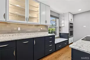 2323 Manor Grove Dr, Chesterfield, MO 63017 - Photo 9