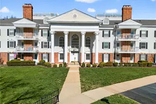 2323 Manor Grove Dr, Chesterfield, MO 63017 - Photo 1