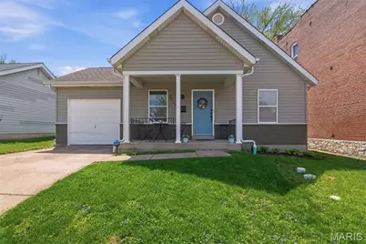 3024 Caroline Street, Saint Louis, MO 63104 - Photo 1