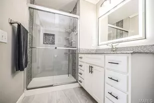 4839 Hursley Dr, Saint Louis, MO 63128 - Photo 17