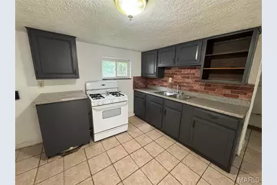 1947 Spencer Avenue, Overland, MO 63114 - Photo 5