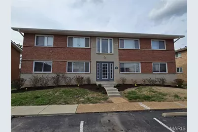 2 Bruce Drive, Florissant, MO 63031 - Photo 1