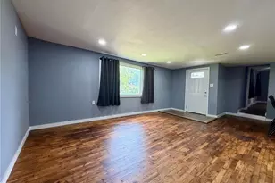 208 E High St, Shelbyville, MO 65565 - Photo 5