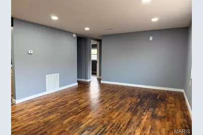 208 E High Street, Shelbyville, MO 65565 - Photo 5