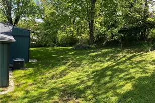 208 E High St, Shelbyville, MO 65565 - Photo 23