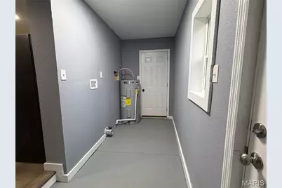 208 E High Street, Shelbyville, MO 65565 - Photo 17