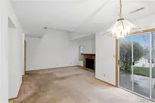 1052 Boggan Pl, Hazelwood, MO 63031 - Photo 5