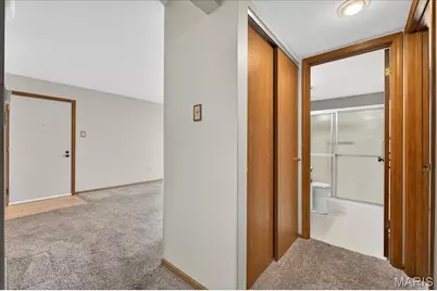 667 S Kirkwood Road #102, Kirkwood, MO 63122 - Photo 7