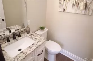 2307 S 11th St, Saint Louis, MO 63104 - Photo 11