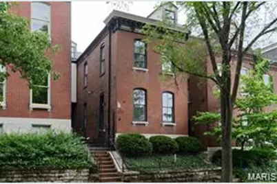 2307 S 11th Street, Saint Louis, MO 63104 - Photo 1