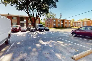 4 Bruce Dr, Florissant, MO 63031 - Photo 7