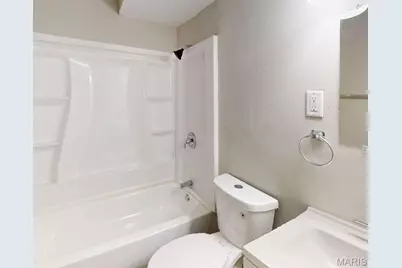 4 Bruce Drive, Florissant, MO 63031 - Photo 17