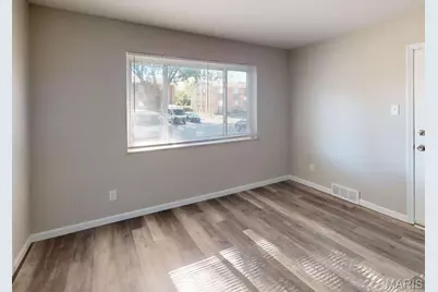 4 Bruce Drive, Florissant, MO 63031 - Photo 21