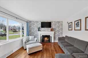 9840 Madison Ave, Rock Hill, MO 63119 - Photo 7