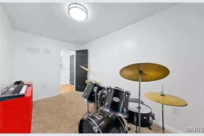 1147 Northdale Avenue, Saint Louis, MO 63138 - Photo 17